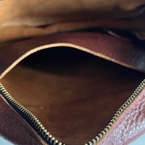 Portland Leather Brown Crossbody Bag - Picture 8 of 10
